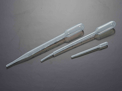 采用小吸头设计,刻度线清晰、准确，可保证滴量的可重复性